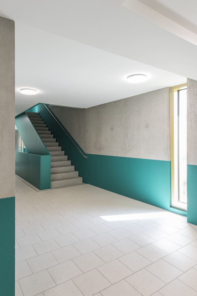 Adret 15-17-19 - Escalier