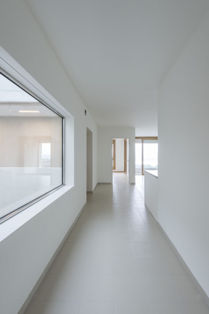 Ella-Maillart 11-13 - Couloir 