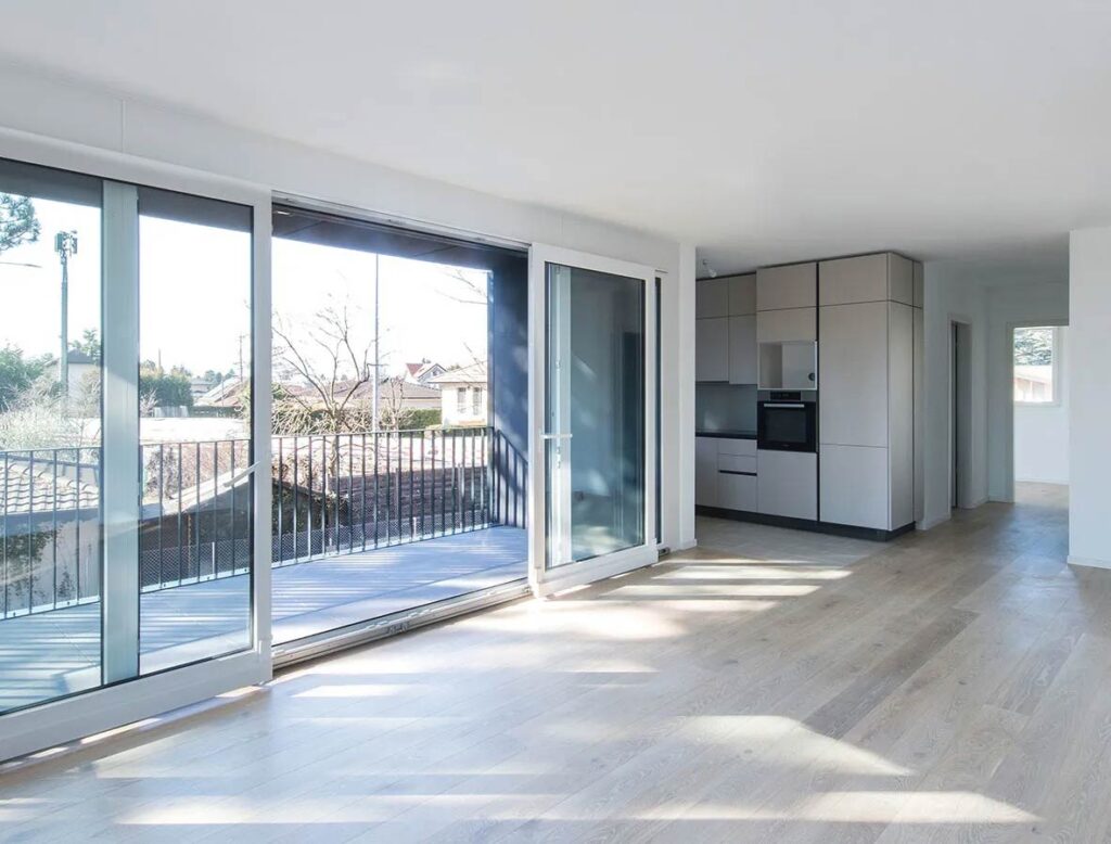 Chantebise 2 & 8 - Balcon